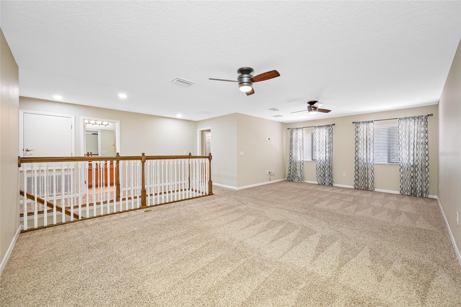 2527 SILVERBACK CT — photo 38