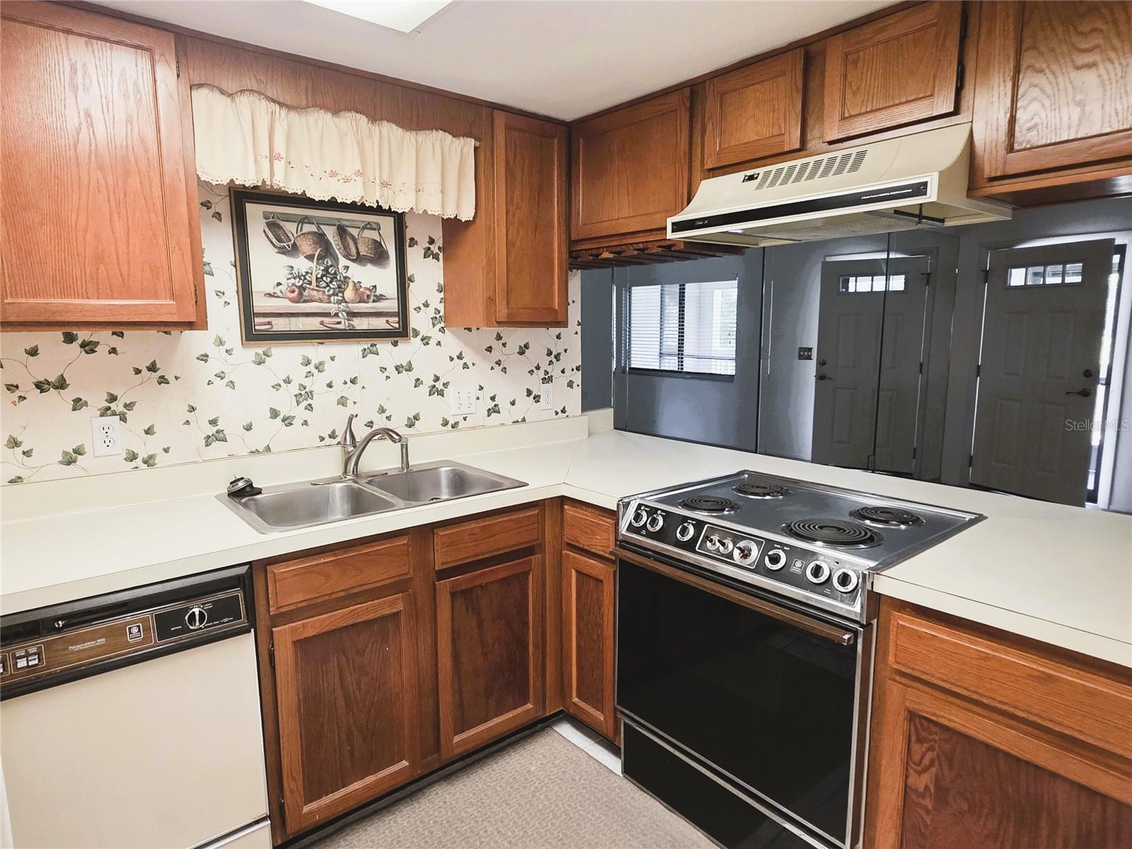 1775 CUPECOY CIR #O6 — photo 14