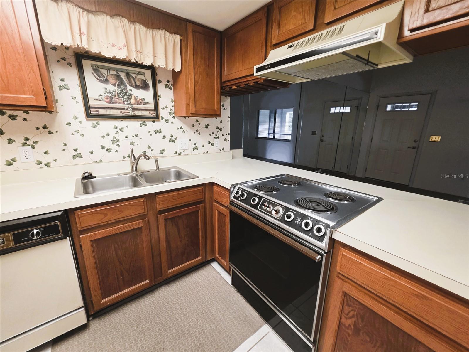 1775 CUPECOY CIR #O6 — photo 18