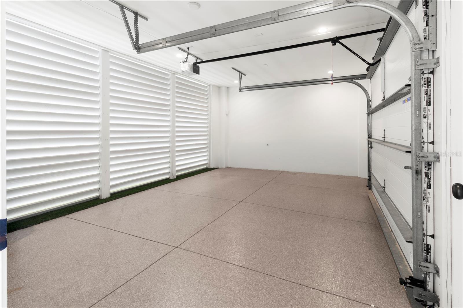 416 ALAMANDA RD — photo 38