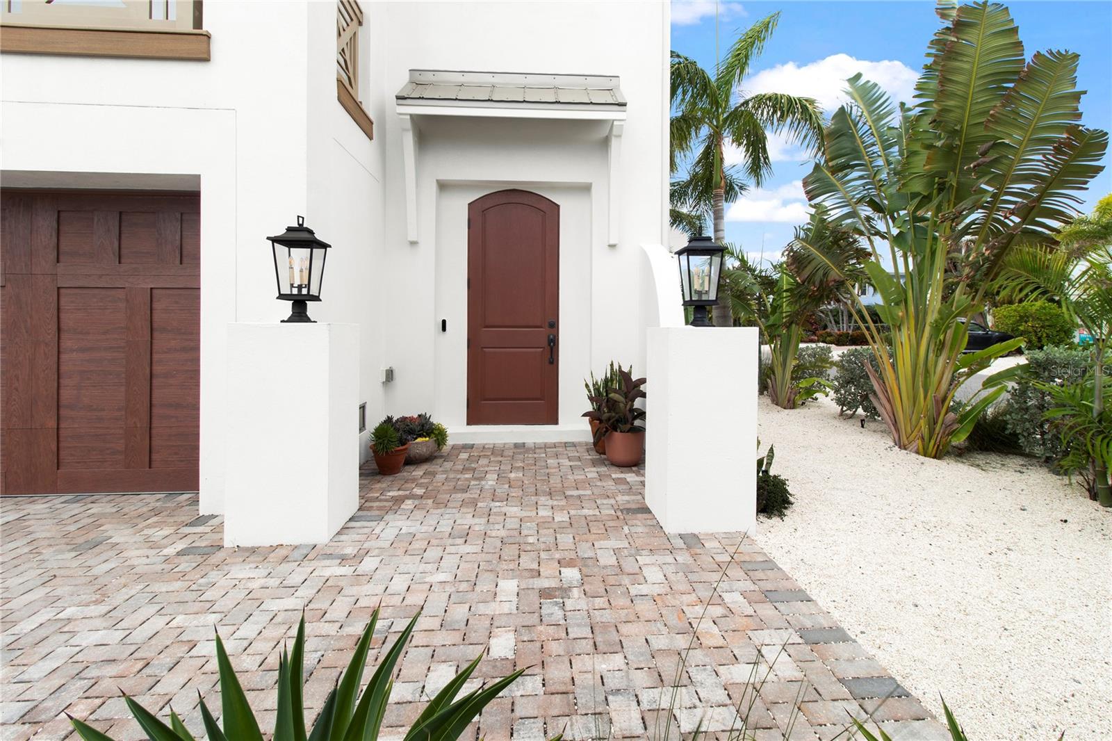416 ALAMANDA RD — photo 4