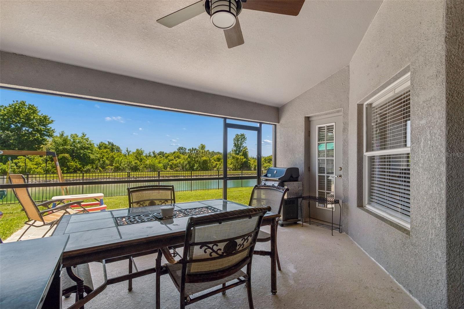 2336 NESSLEWOOD DR — photo 63