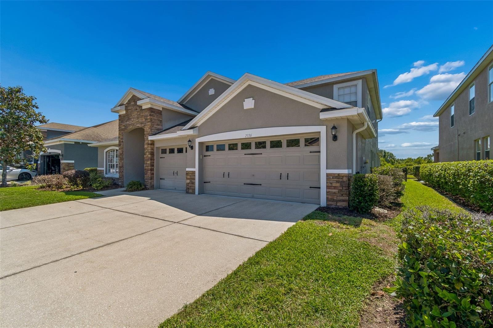 2336 NESSLEWOOD DR — photo 3