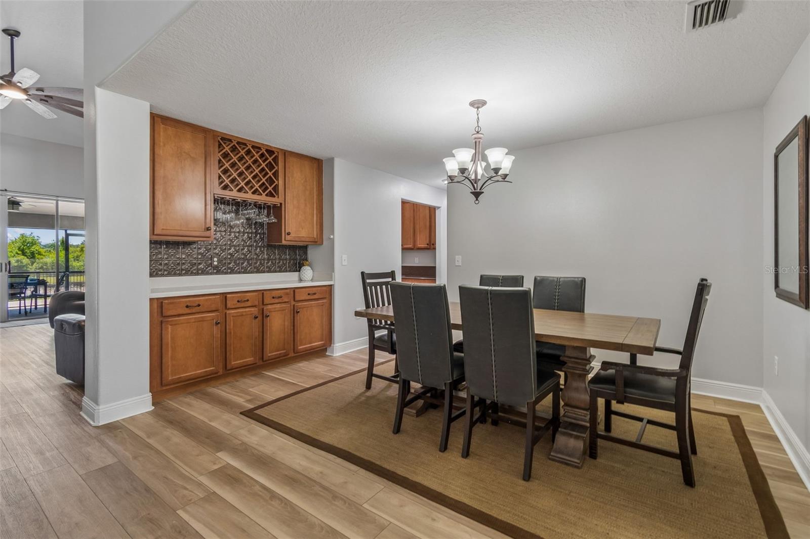 2336 NESSLEWOOD DR — photo 17