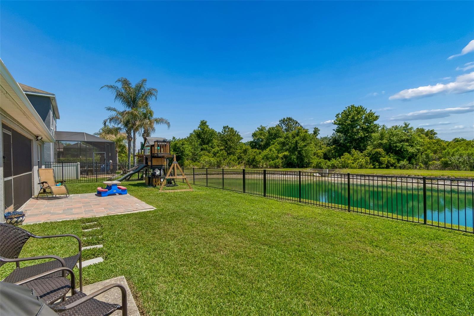 2336 NESSLEWOOD DR — photo 67