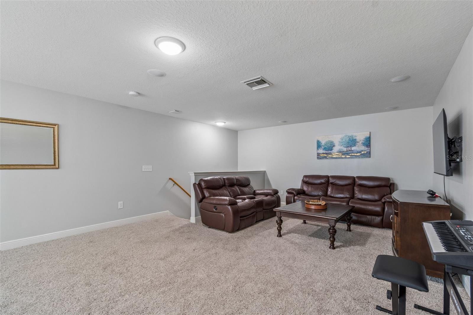 2336 NESSLEWOOD DR — photo 54