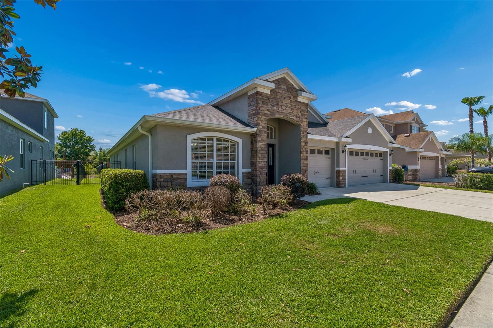 2336 NESSLEWOOD DR — photo 6