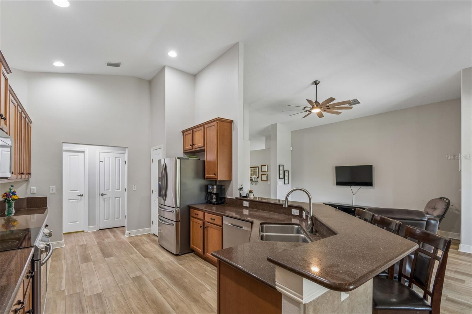 2336 NESSLEWOOD DR — photo 25