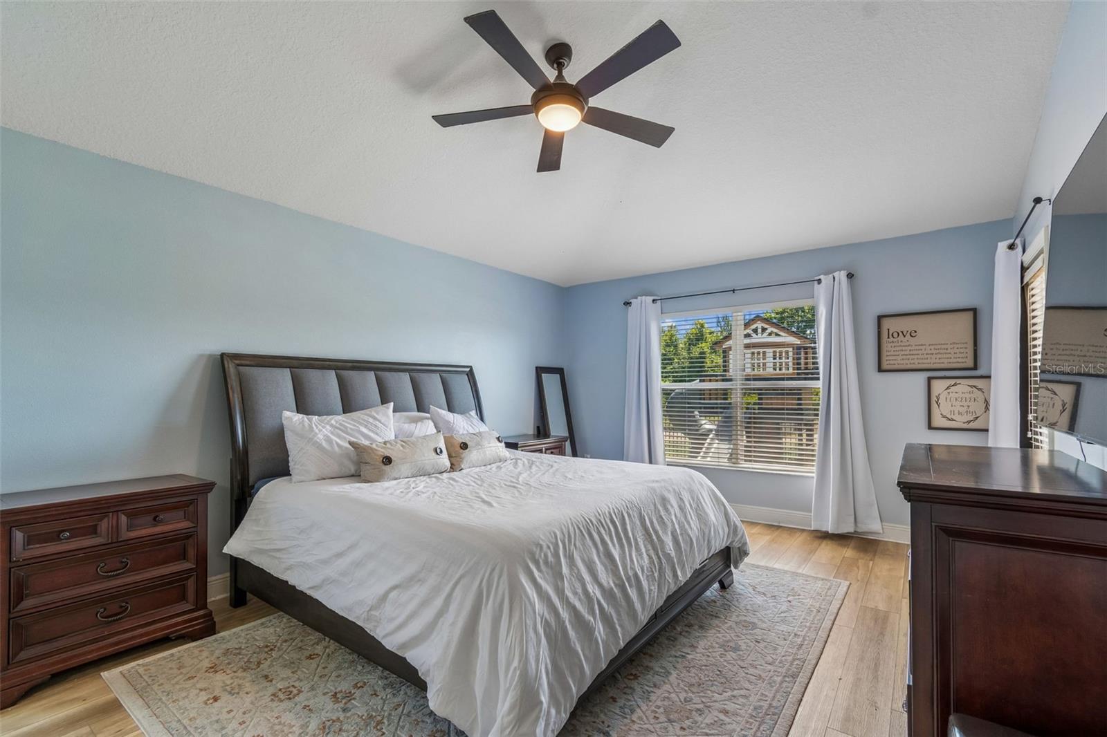 2336 NESSLEWOOD DR — photo 30