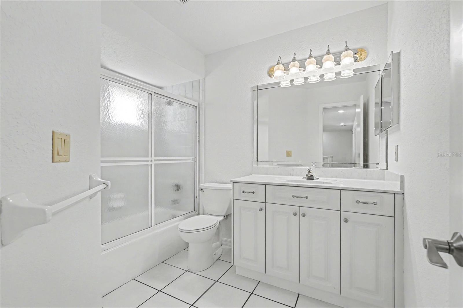 18731 FIRETHORN DR — photo 30