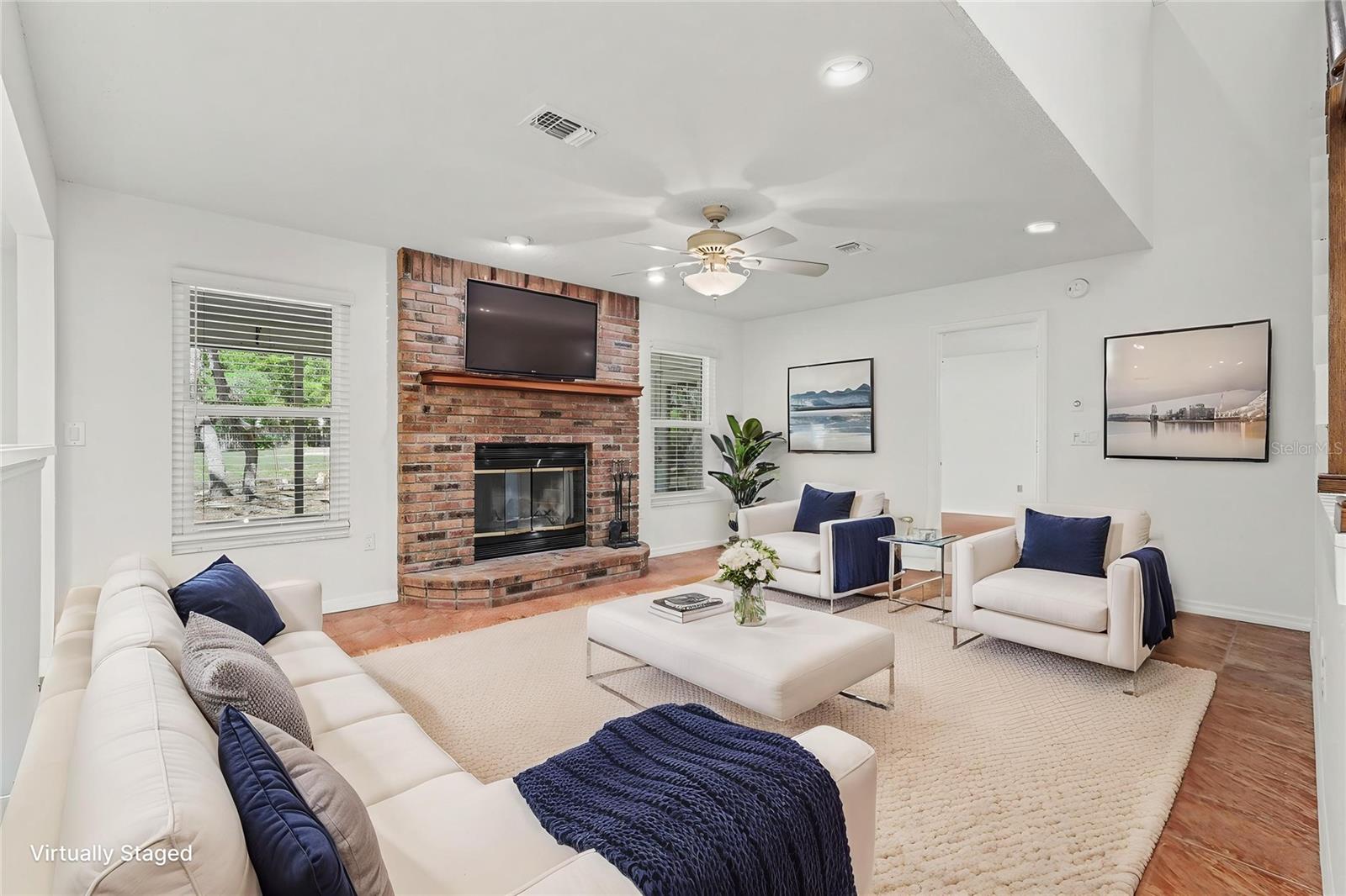 18731 FIRETHORN DR — photo 10