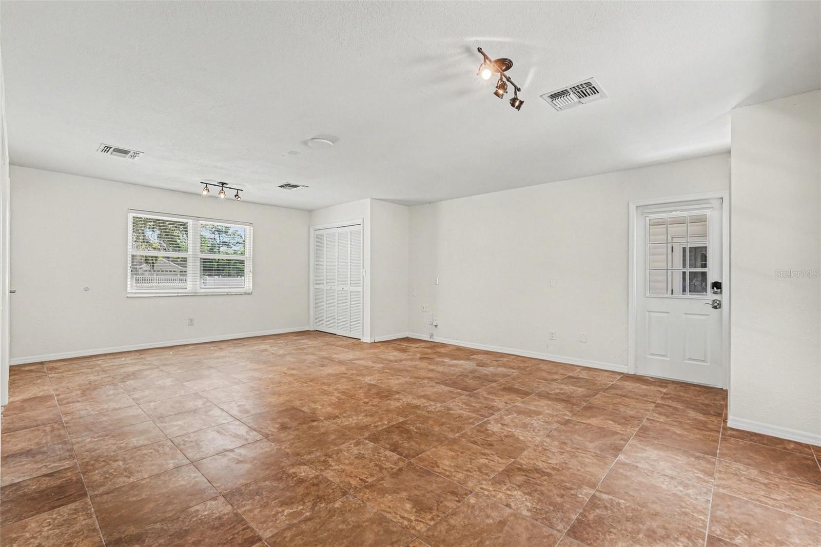 18731 FIRETHORN DR — photo 15