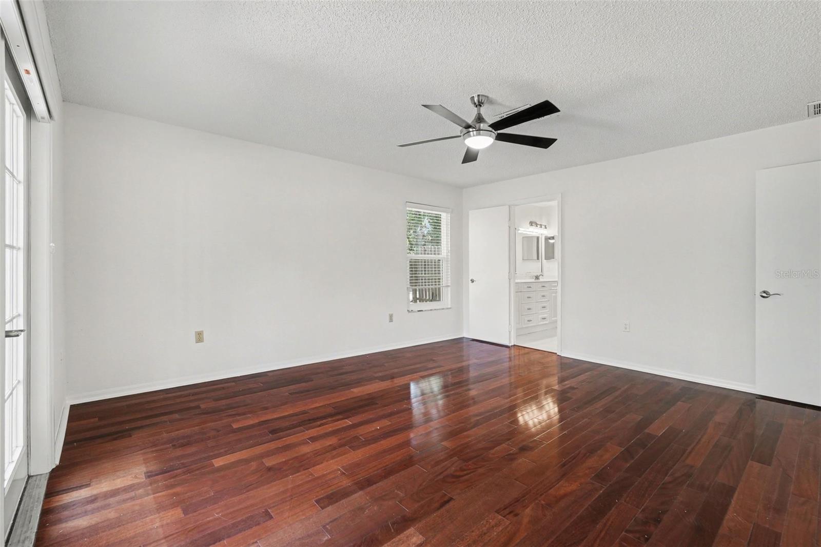 18731 FIRETHORN DR — photo 22