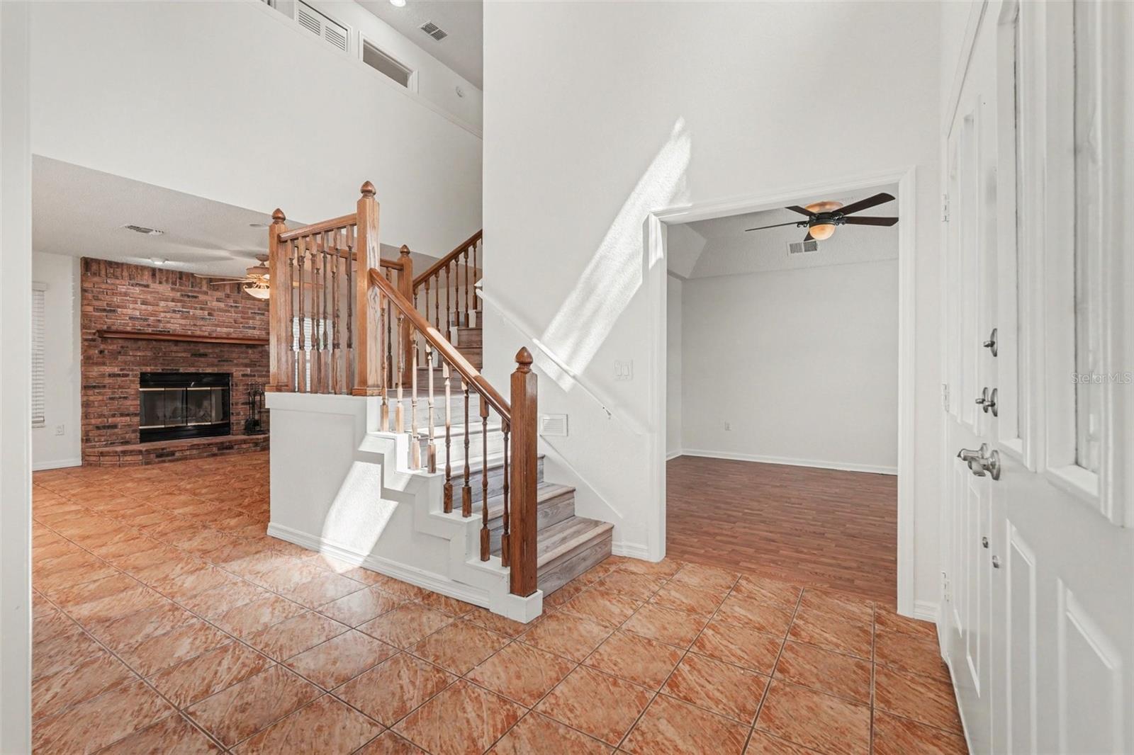 18731 FIRETHORN DR — photo 9