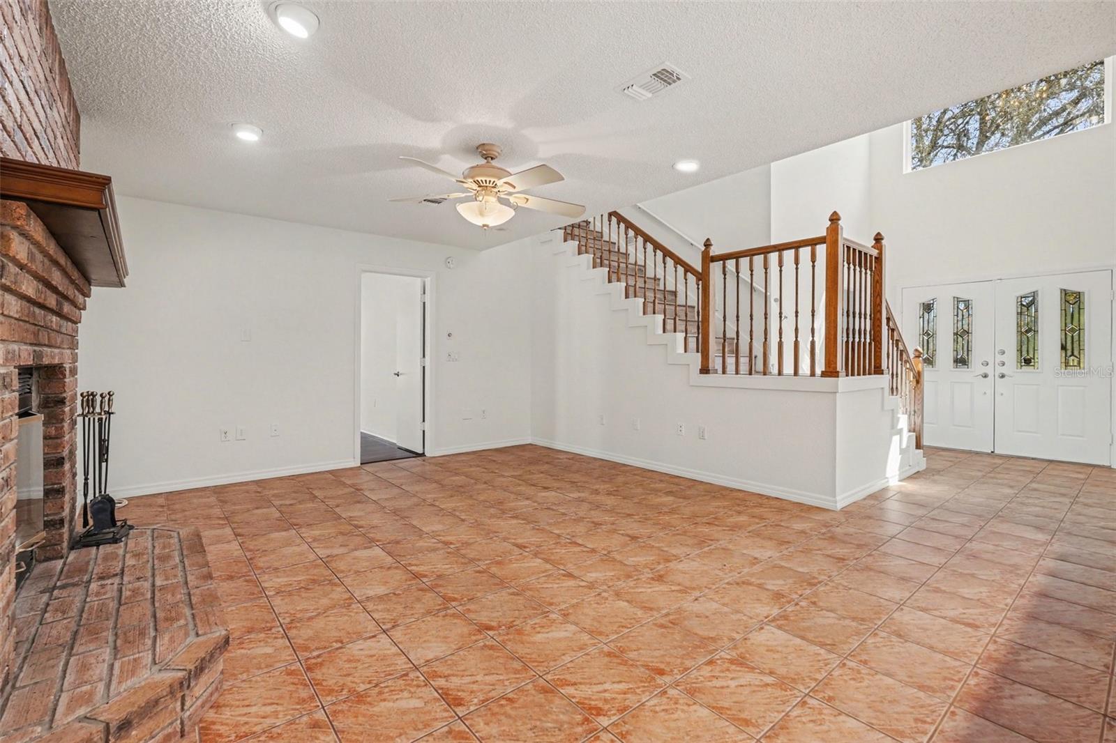 18731 FIRETHORN DR — photo 12