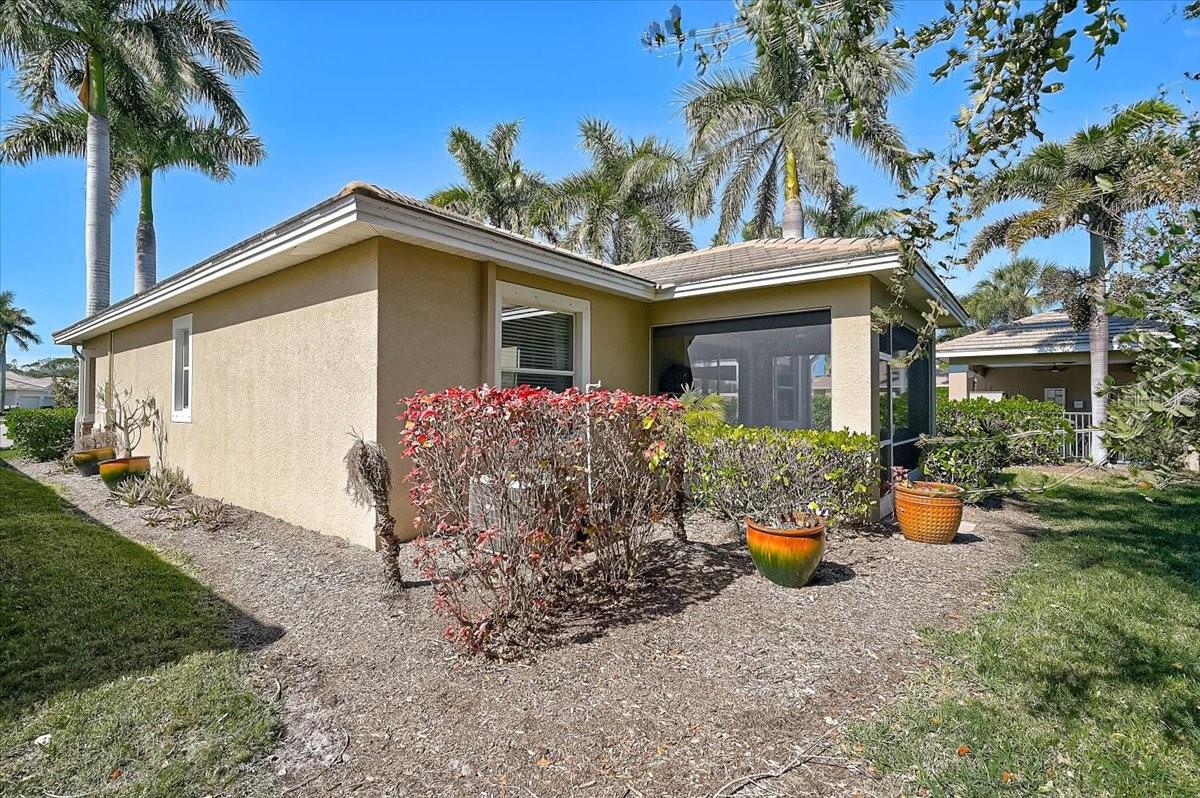 9815 NOSTALGIA PL — photo 30