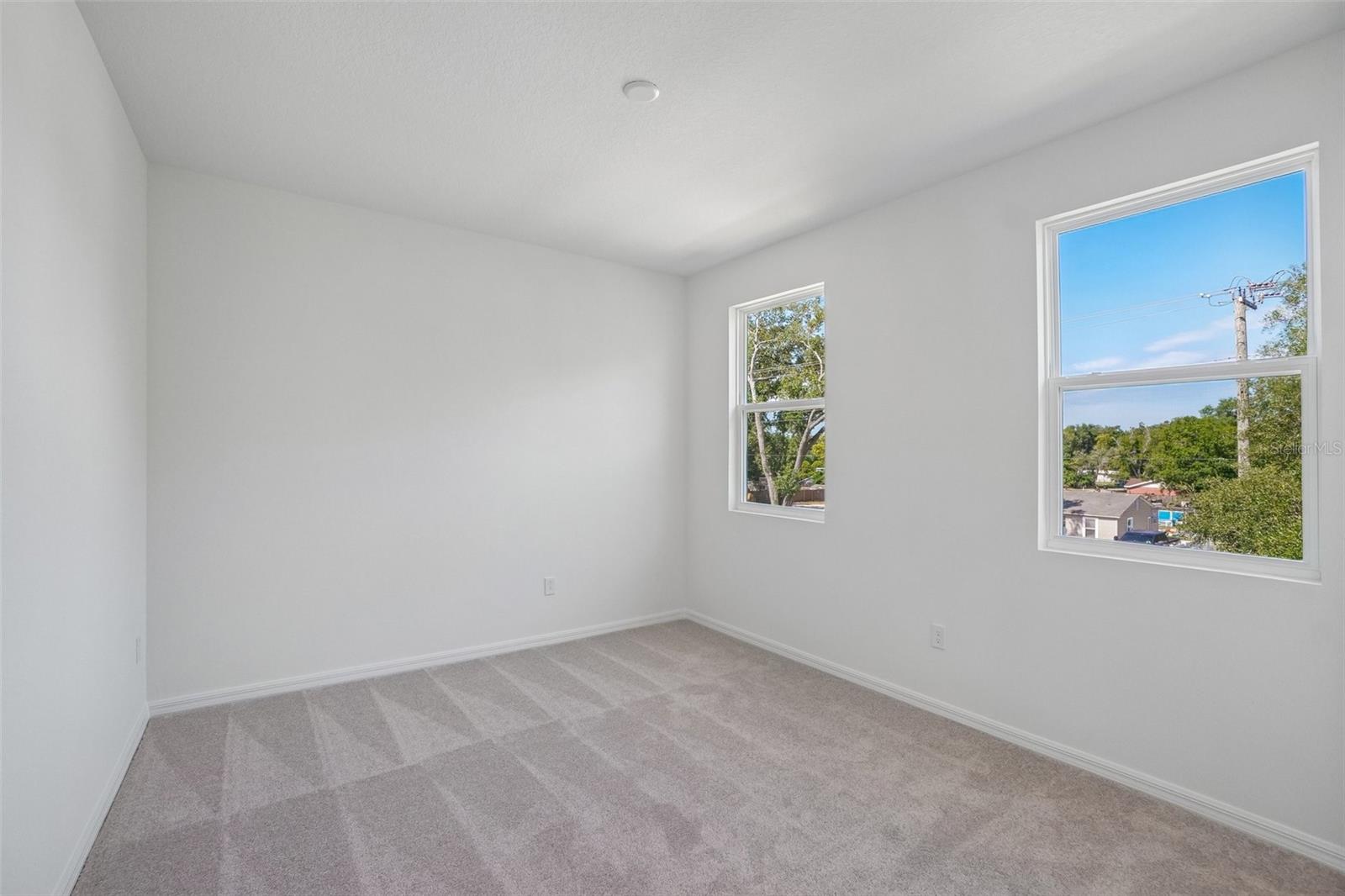 610 SILVER STREAM CT — photo 26