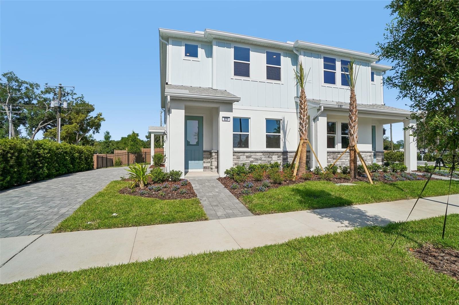 610 SILVER STREAM CT — photo 2