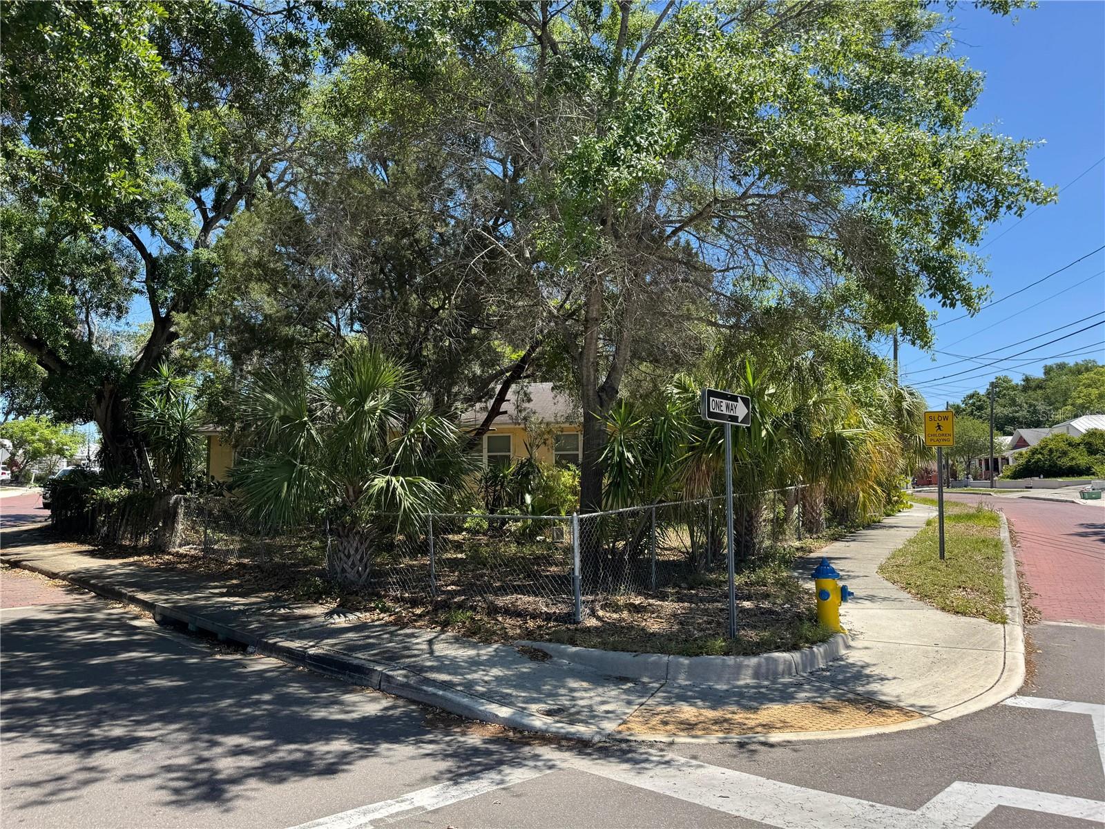 72 ADA ST — photo 28