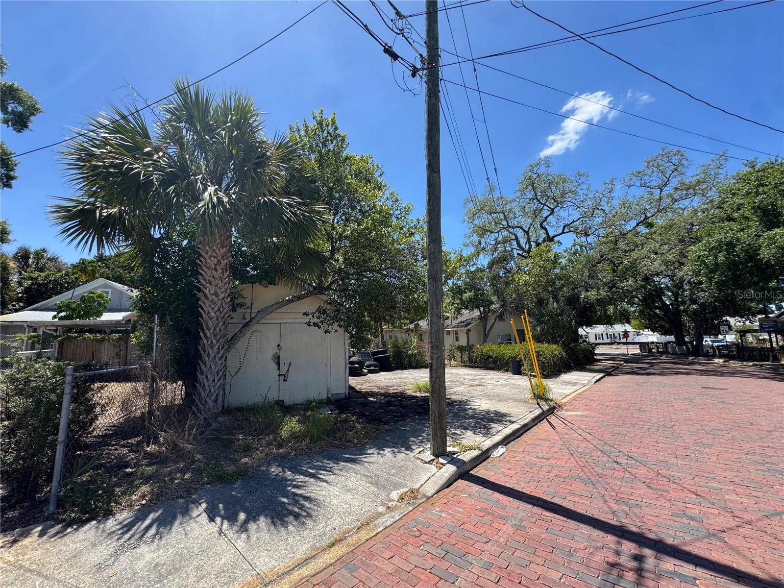 72 ADA ST — photo 18