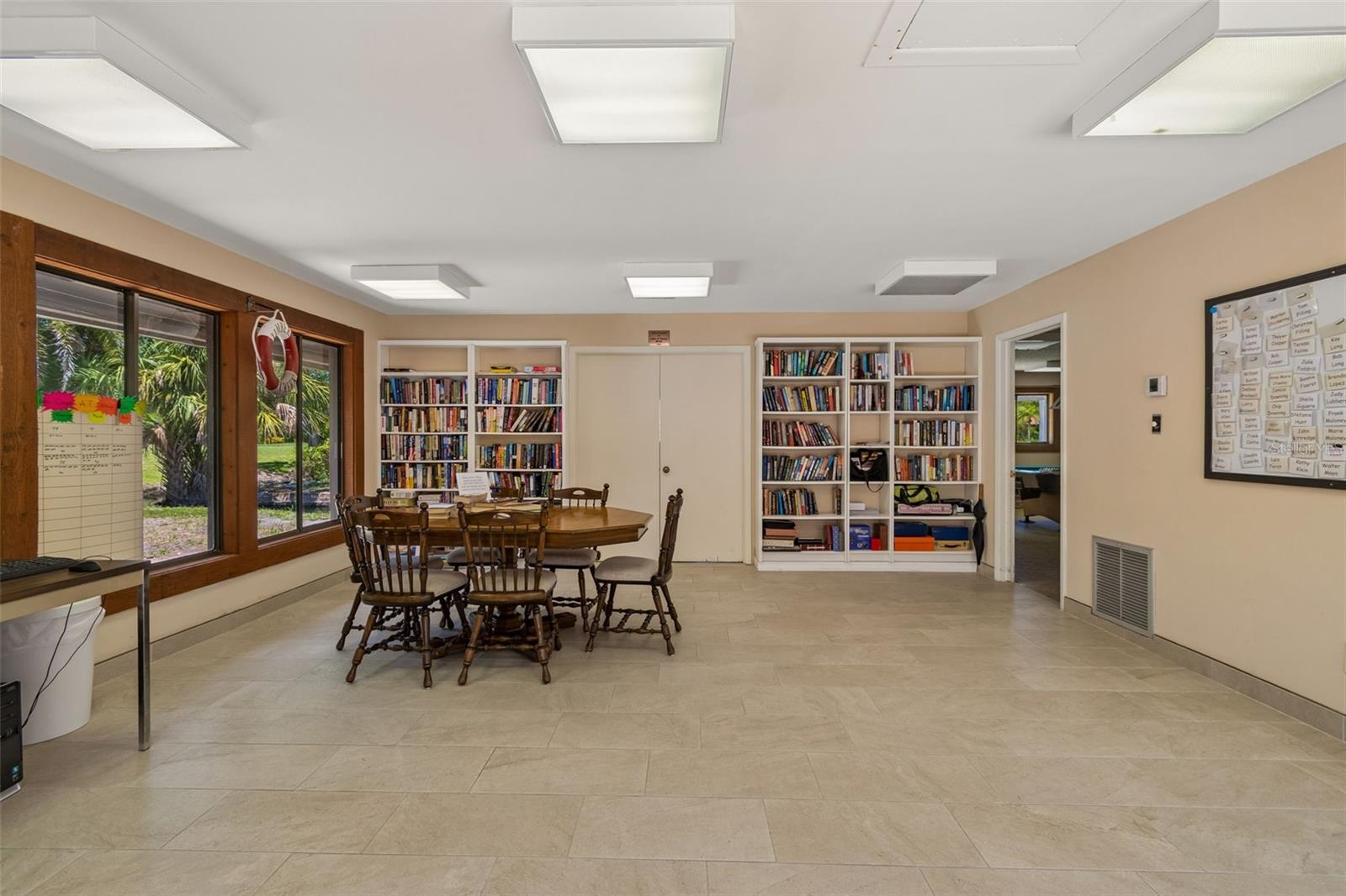 6067 FAIRWAY LN #1413 — photo 35