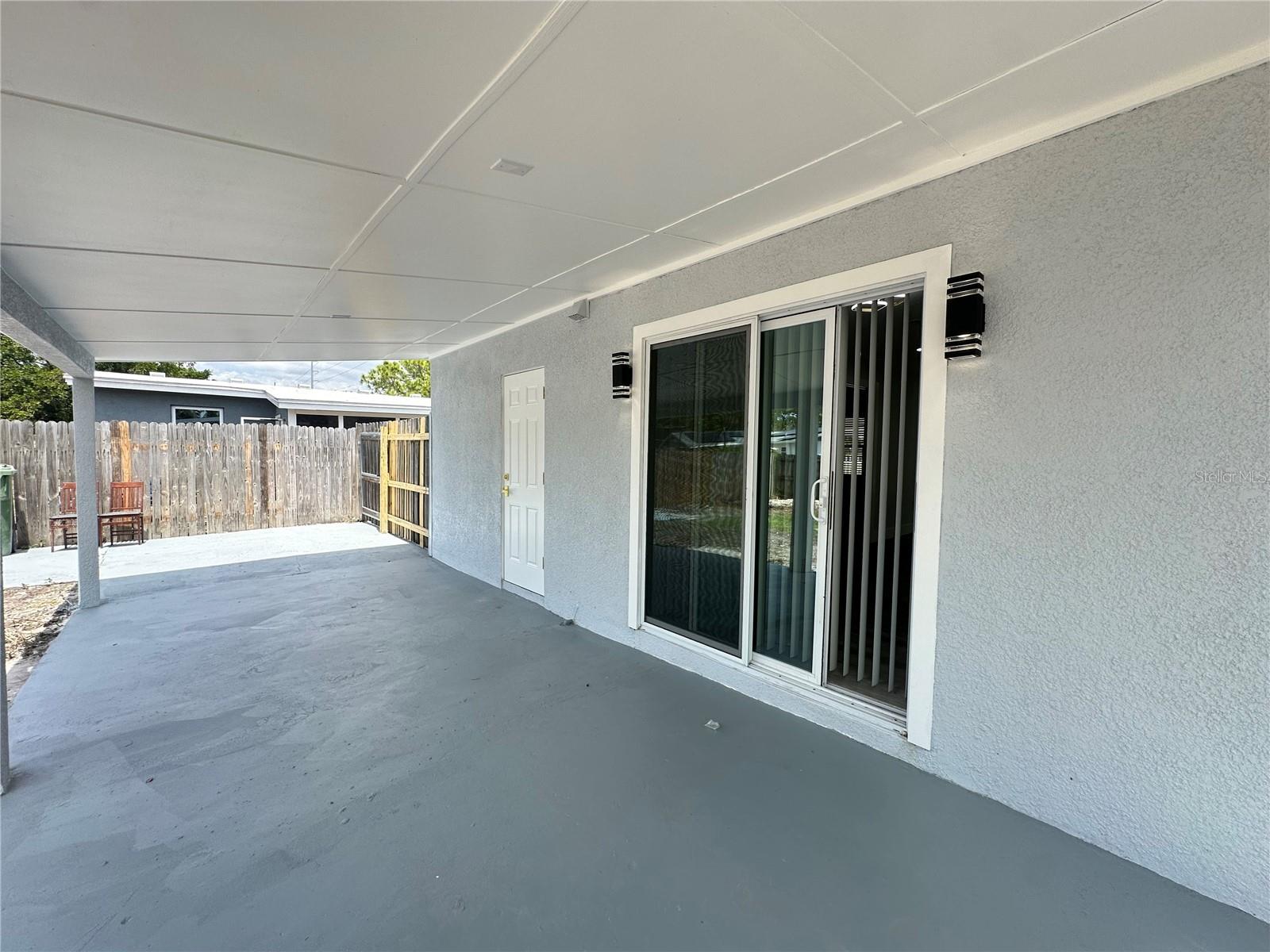 6405 S MANHATTAN AVE — photo 33