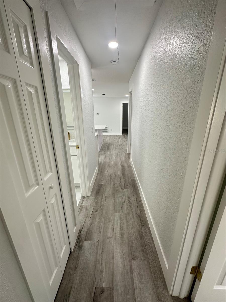 6405 S MANHATTAN AVE — photo 25