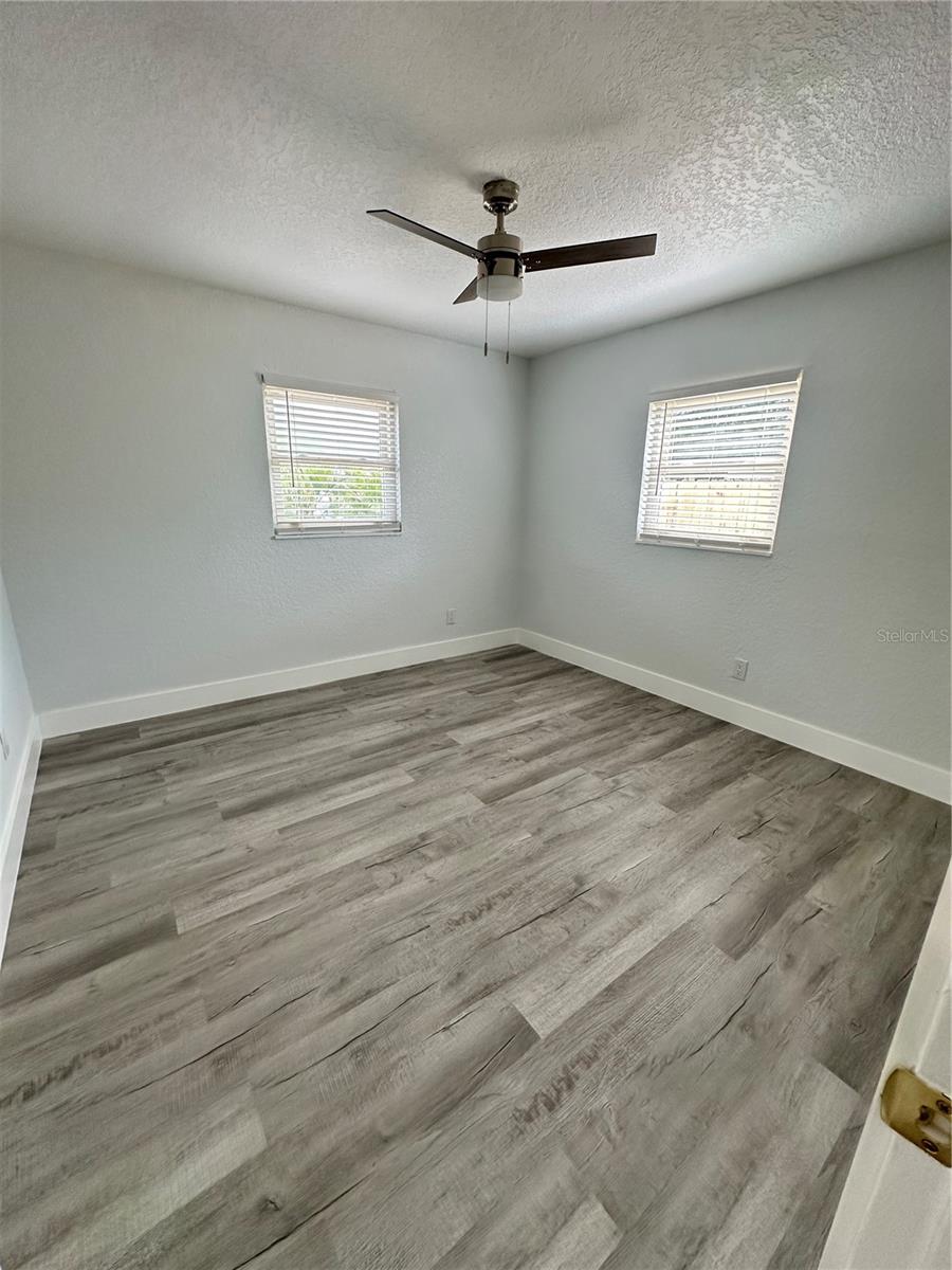 6405 S MANHATTAN AVE — photo 24
