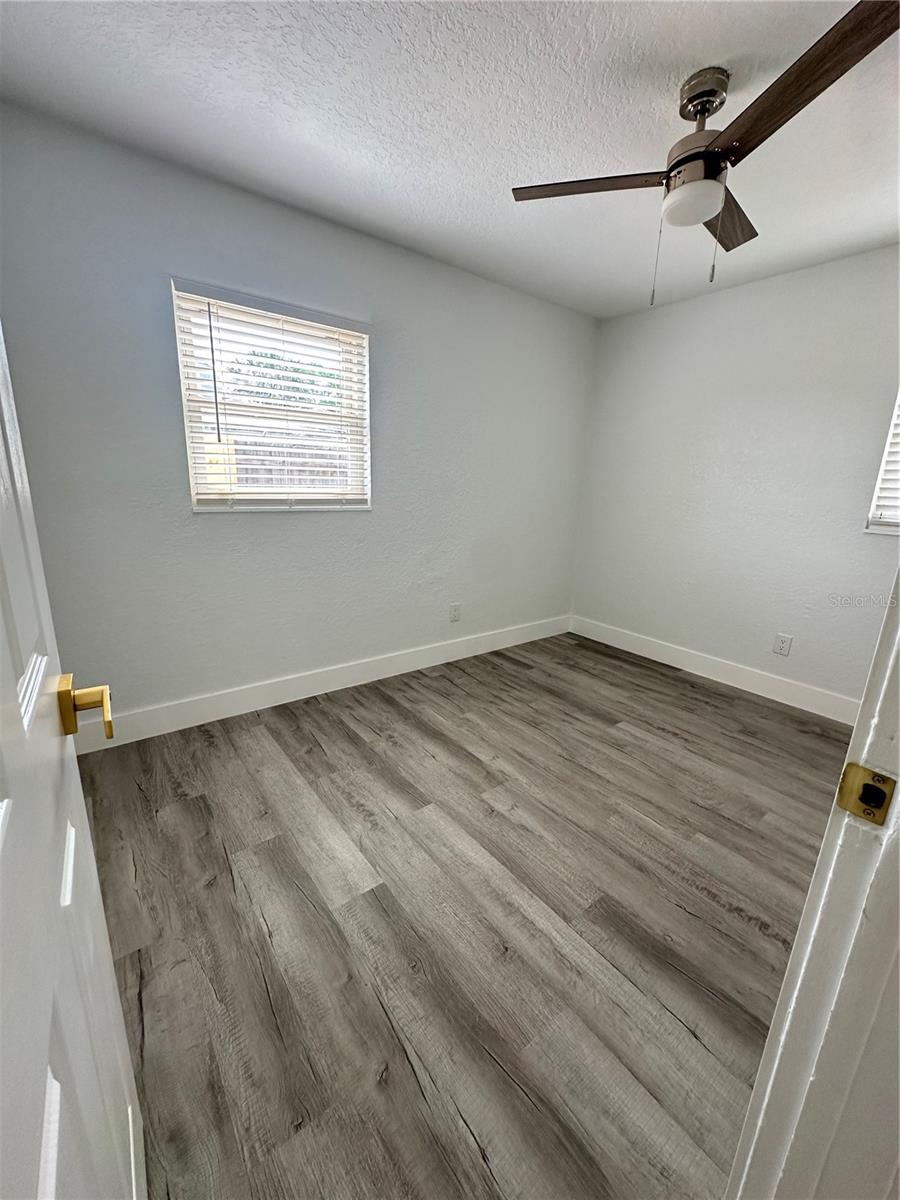 6405 S MANHATTAN AVE — photo 22