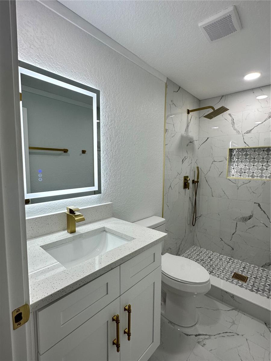6405 S MANHATTAN AVE — photo 14