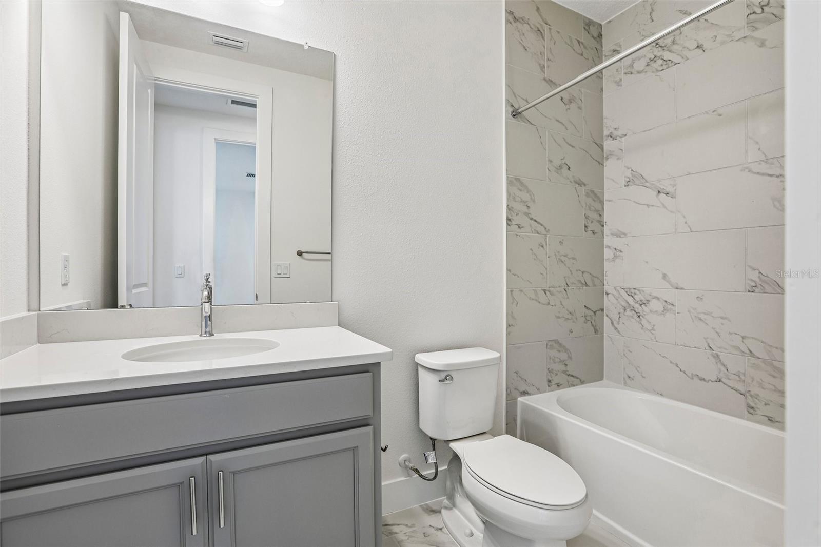 31850 CLOVER FIN CT — photo 28