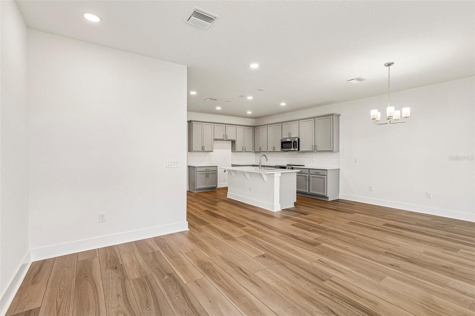 31850 CLOVER FIN CT — photo 11