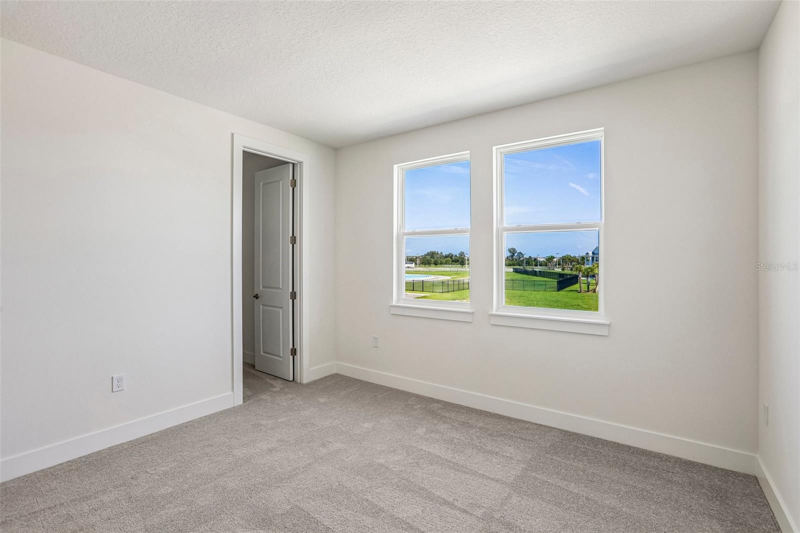 31850 CLOVER FIN CT — photo 23