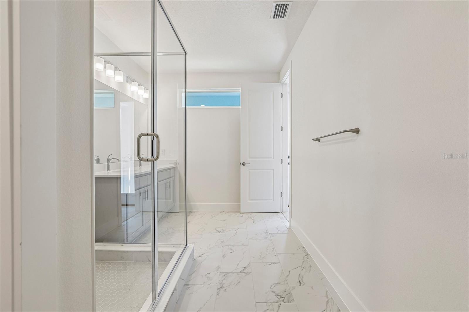 31850 CLOVER FIN CT — photo 22