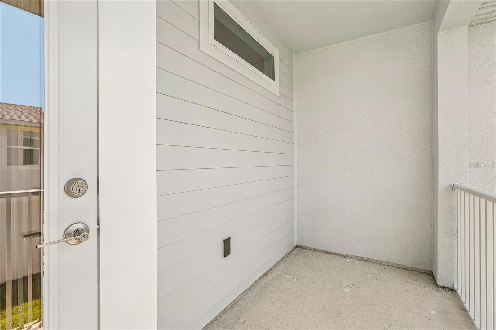 31850 CLOVER FIN CT — photo 33