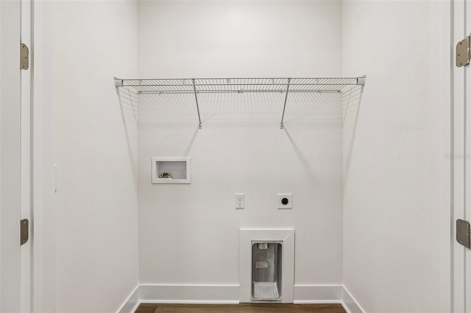 31850 CLOVER FIN CT — photo 29
