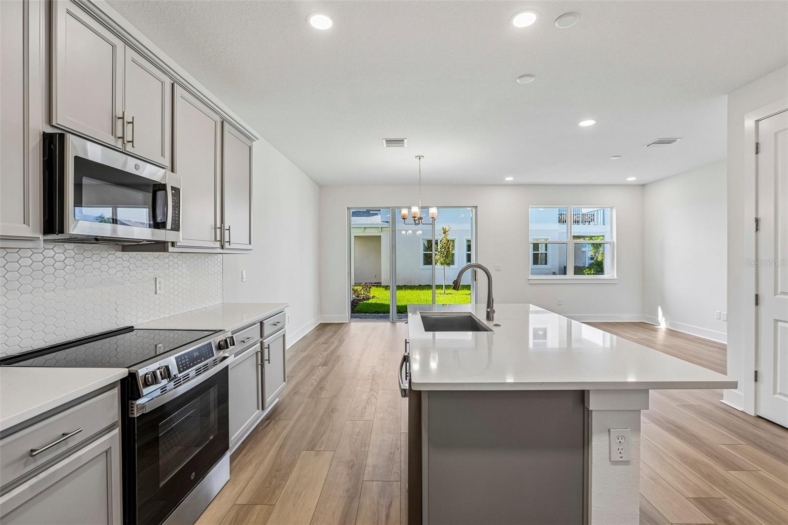 31850 CLOVER FIN CT — photo 6