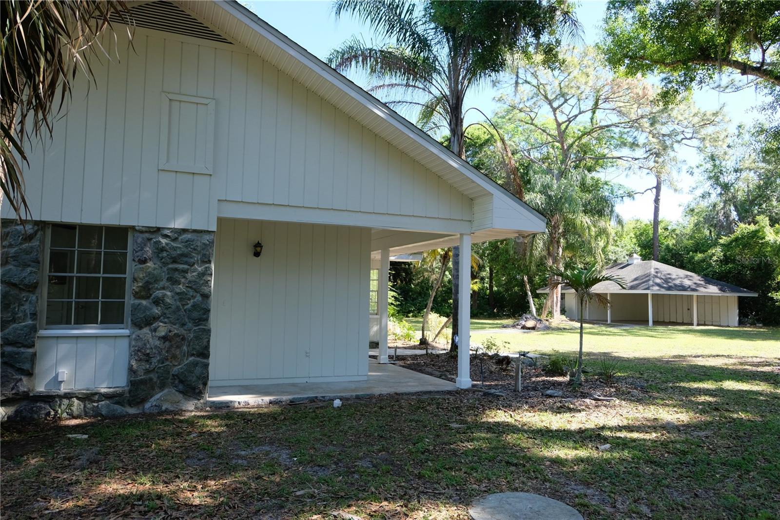 16308 ROCK LAKE DR — photo 11