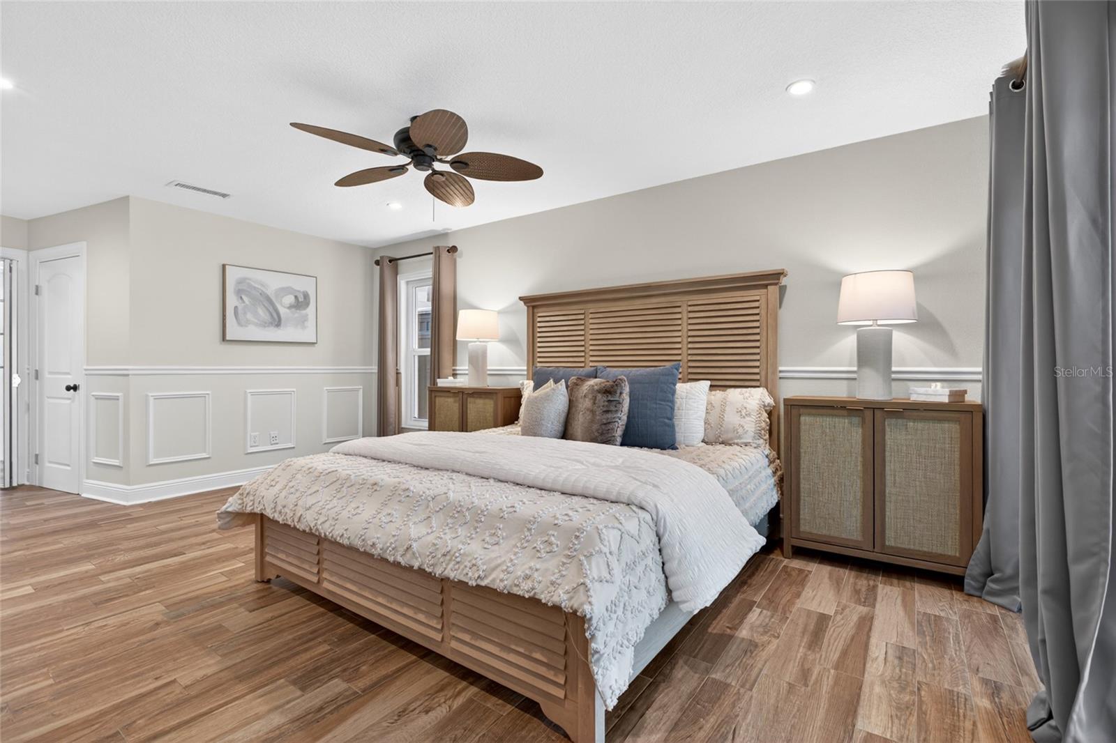 13522 AVISTA DR — photo 39