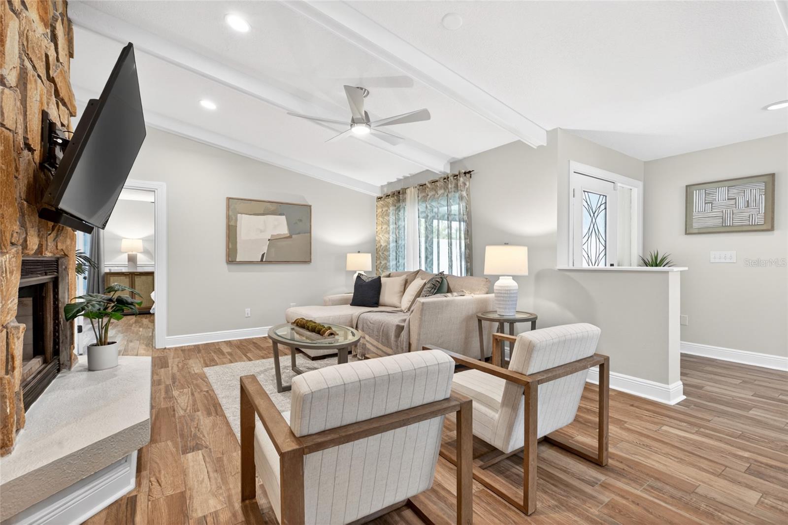 13522 AVISTA DR — photo 13