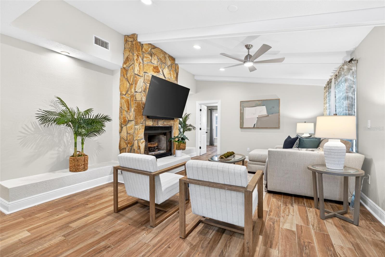 13522 AVISTA DR — photo 16