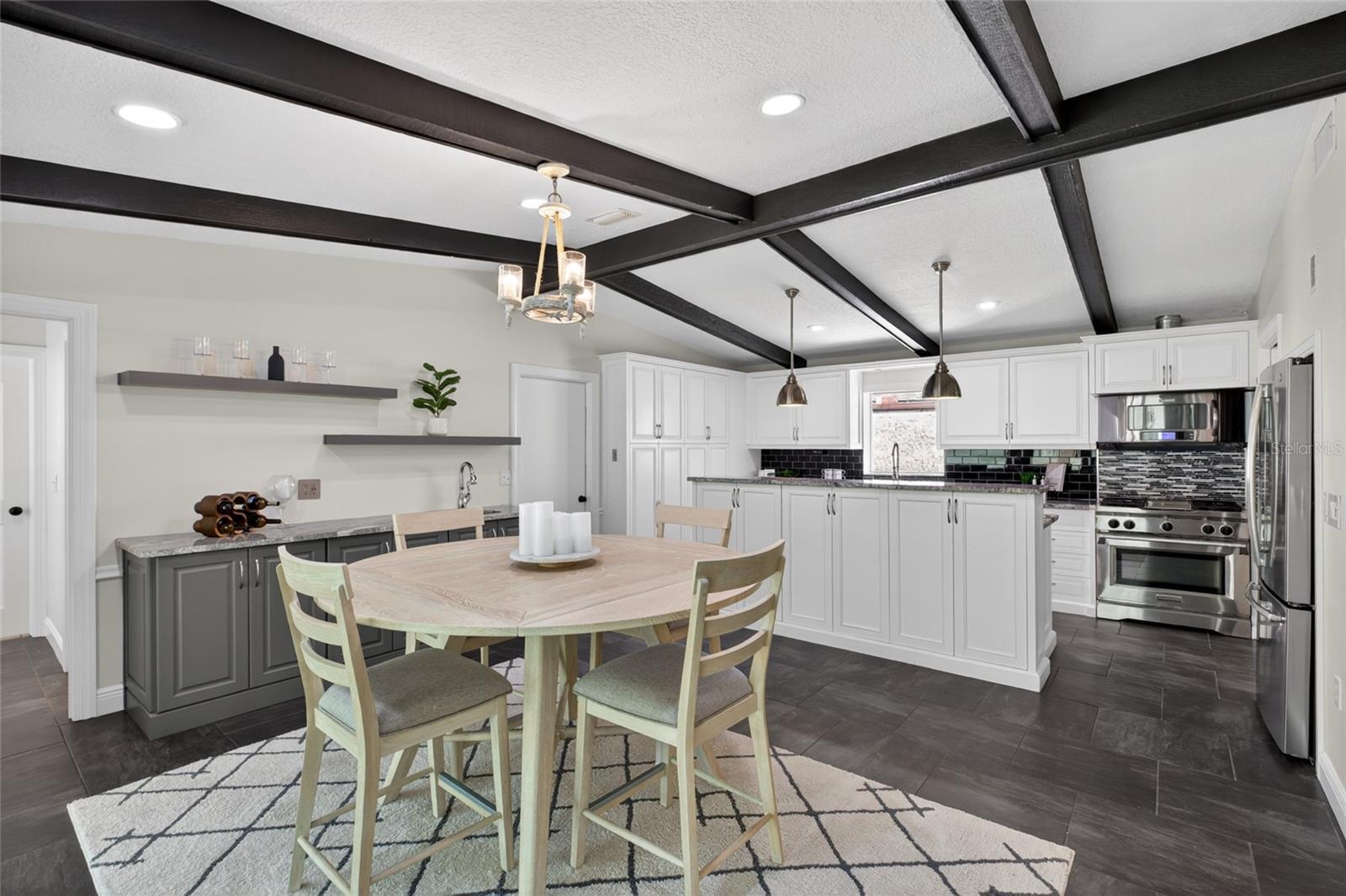13522 AVISTA DR — photo 27