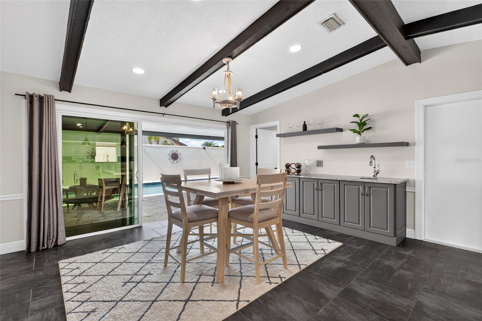 13522 AVISTA DR — photo 25