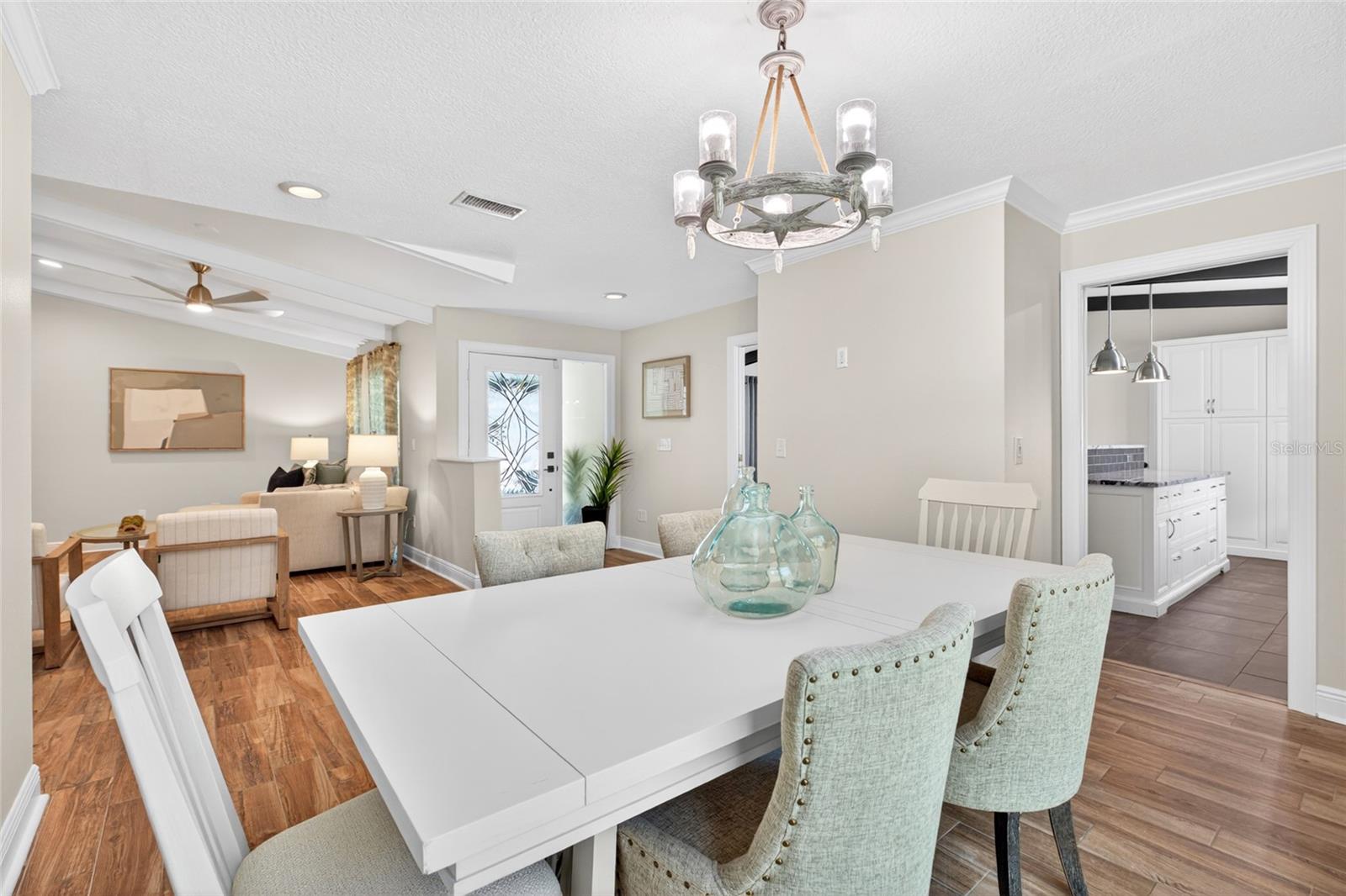 13522 AVISTA DR — photo 21
