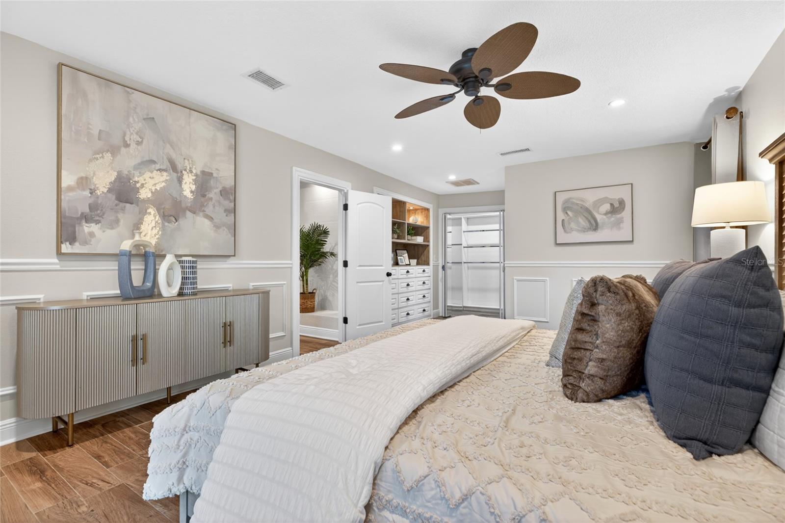 13522 AVISTA DR — photo 40