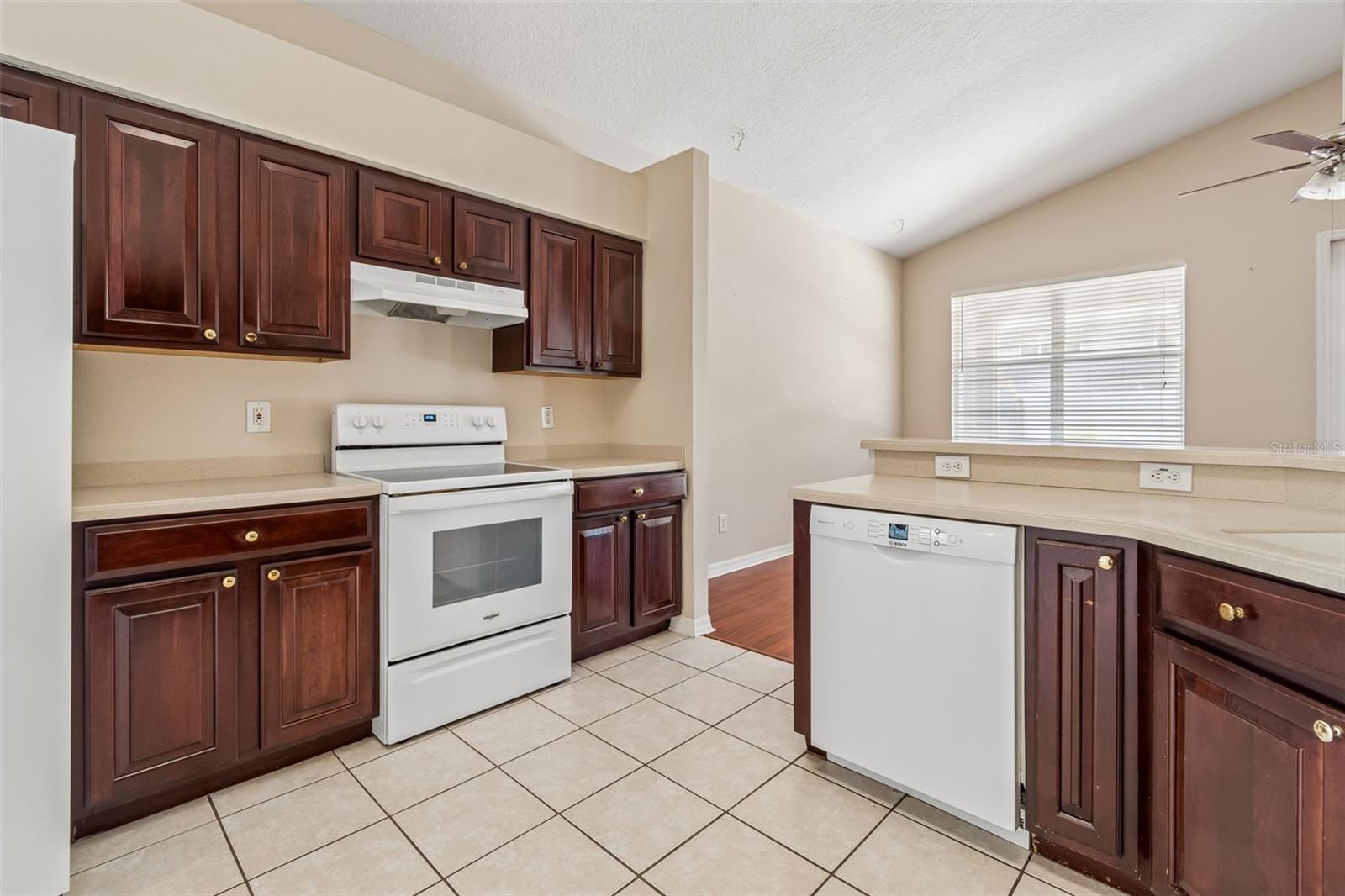 4789 WHISPERING WIND AVE — photo 49