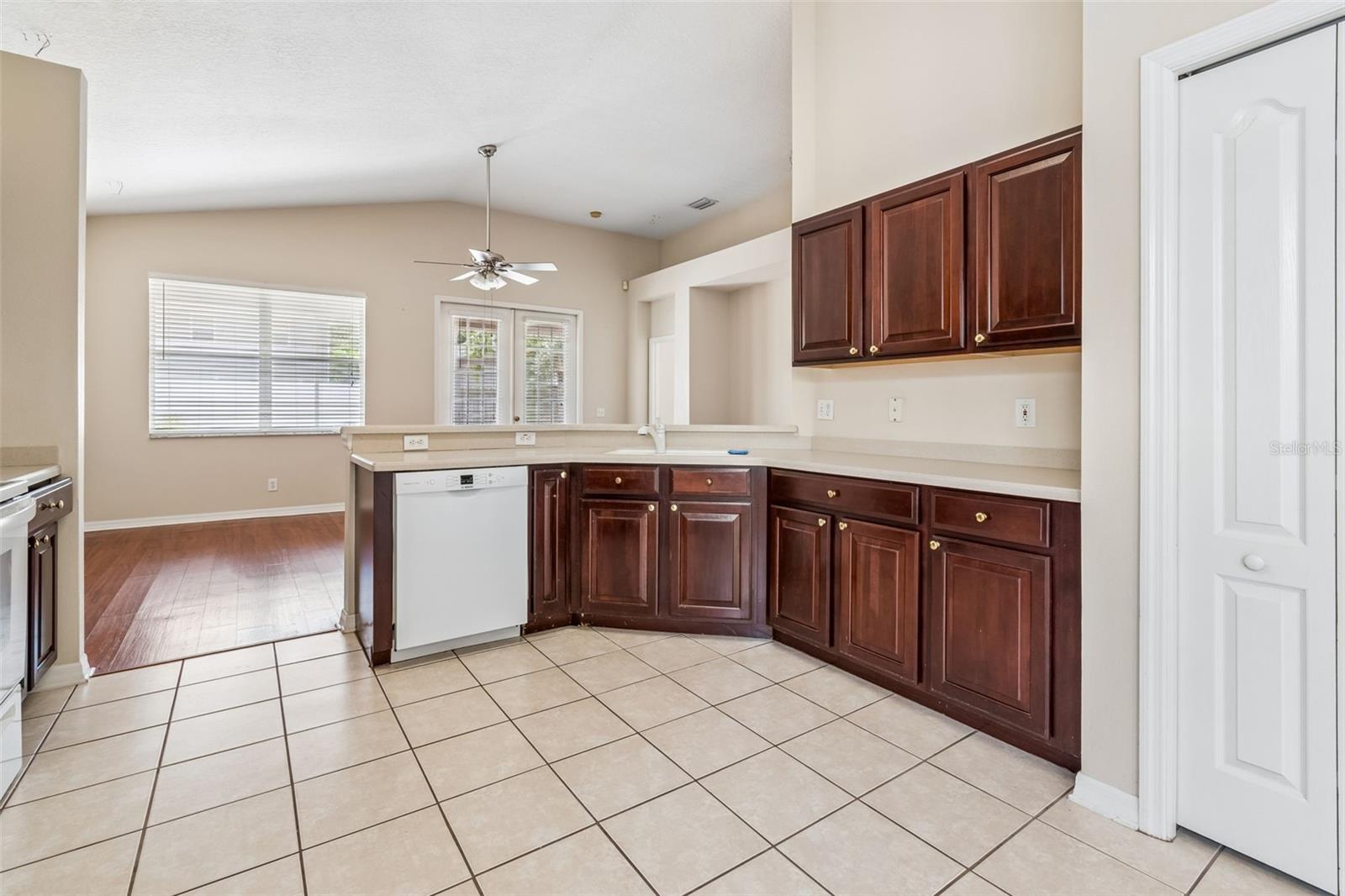 4789 WHISPERING WIND AVE — photo 46