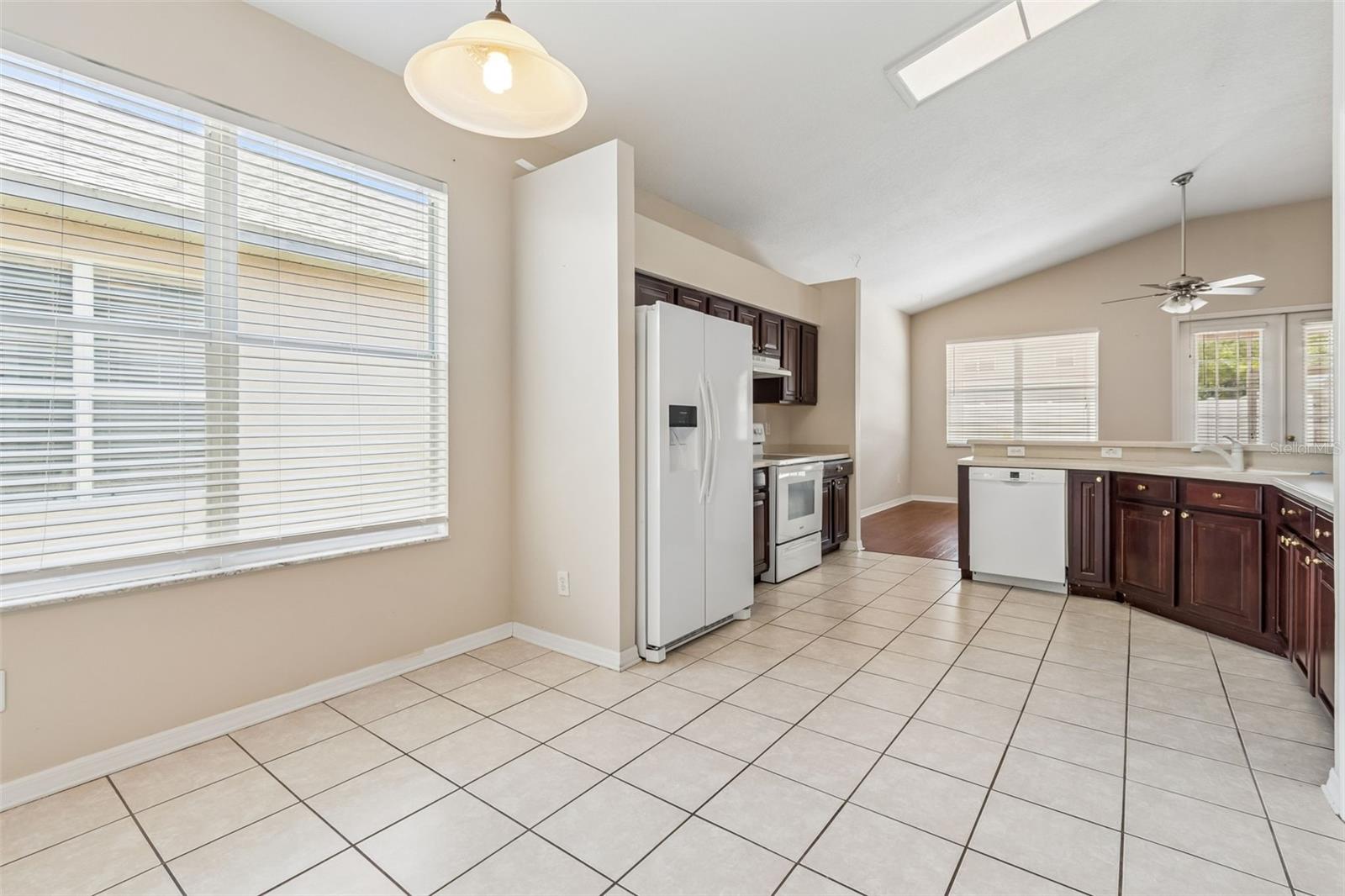 4789 WHISPERING WIND AVE — photo 43