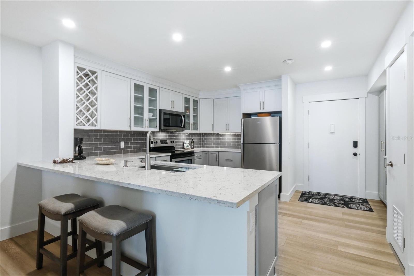 2100 BENJAMIN FRANKLIN DR #205 — photo 14