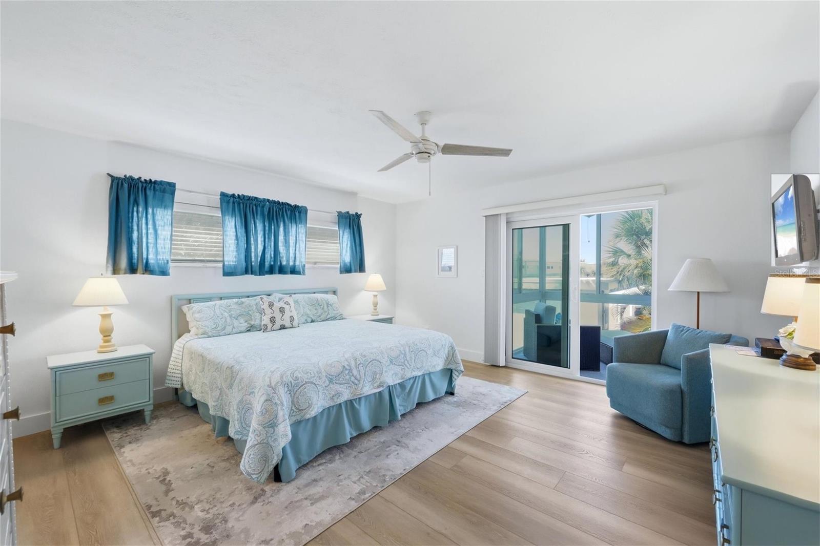 2100 BENJAMIN FRANKLIN DR #205 — photo 18